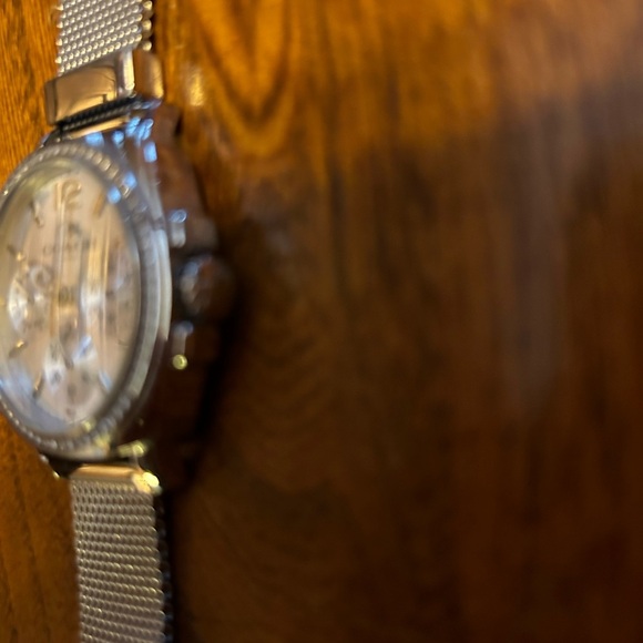 Coach Silver Mesh Pave Dial Womans Watch - Picture 3 of 11